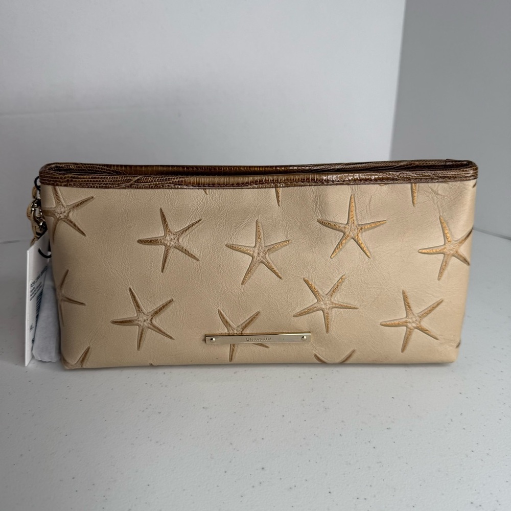 NEW Brahmin Starfish Kayla Natural Paradis Leather Wristlet.